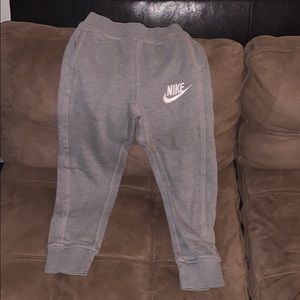 Grey Nike sweatpants